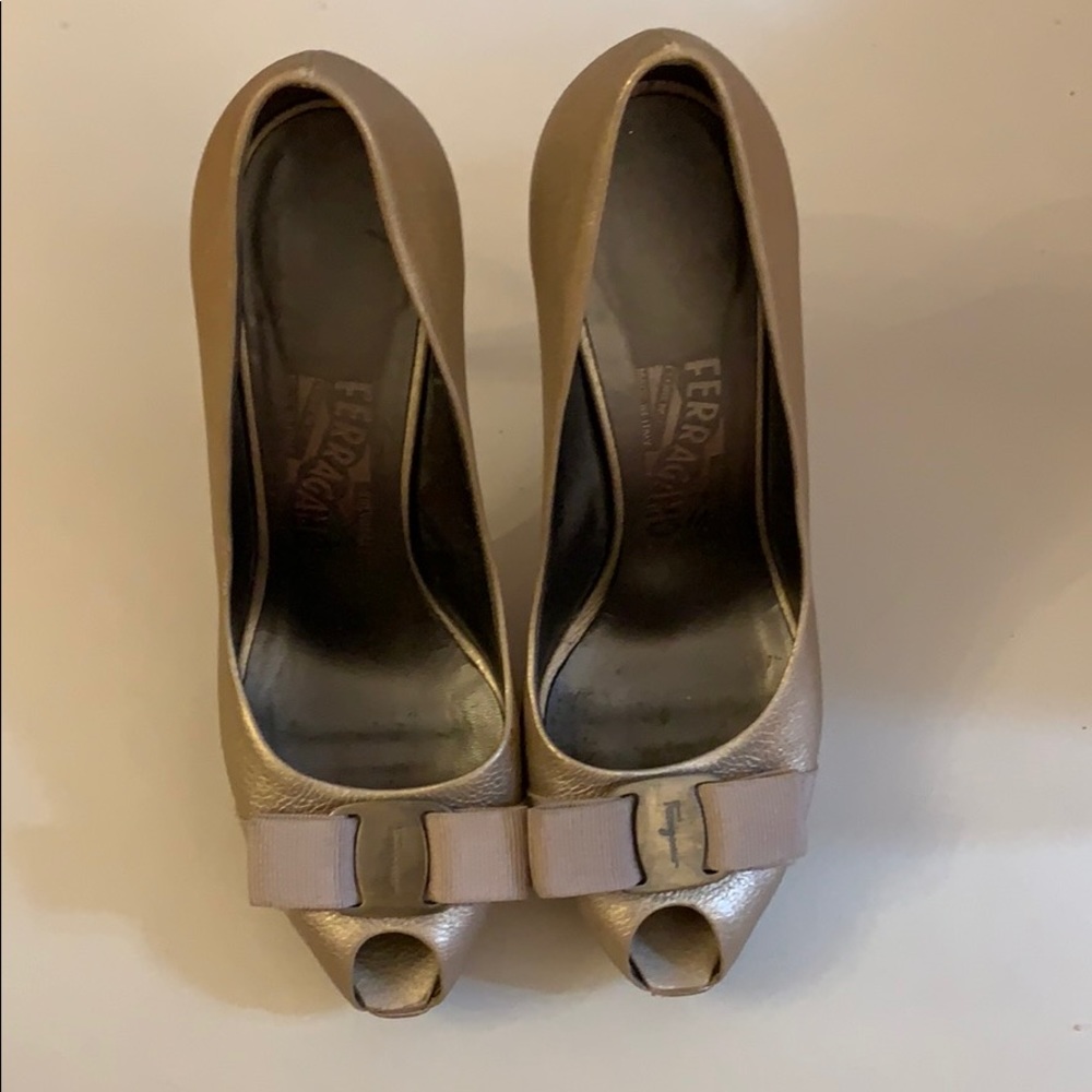 Salvatore Ferragamo peep toe pump